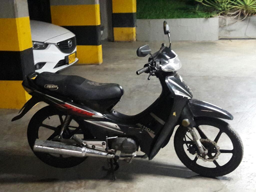 Vendo Moto Akt Especial 110 Modelo 2012