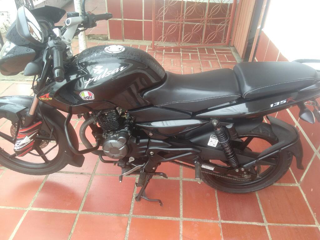 Moto Pulsar 2012