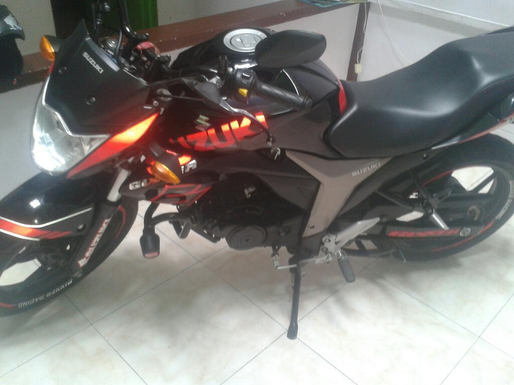 Vendo O Cambio Moto Suzuki Gixxer