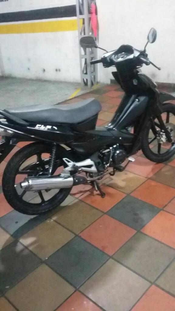 Vendo Moto en Excelente Estado