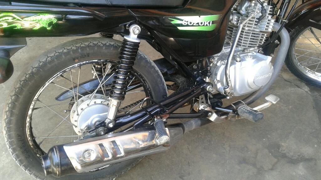 Vendo Moto Ax4 Modelo 2014 Negociable