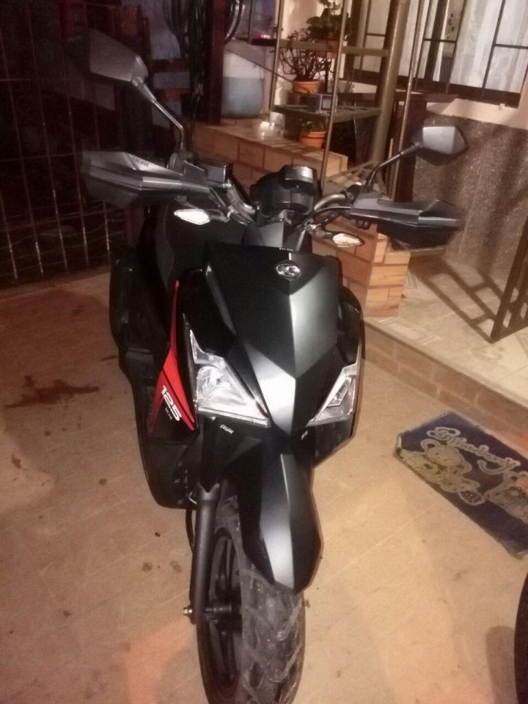 Moto Agility Rocket 2016 negociables moto en perfecto estado