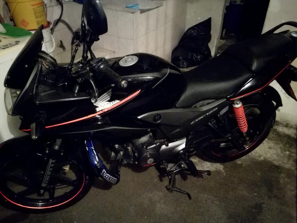 Honda Cbf 125. Model 2011