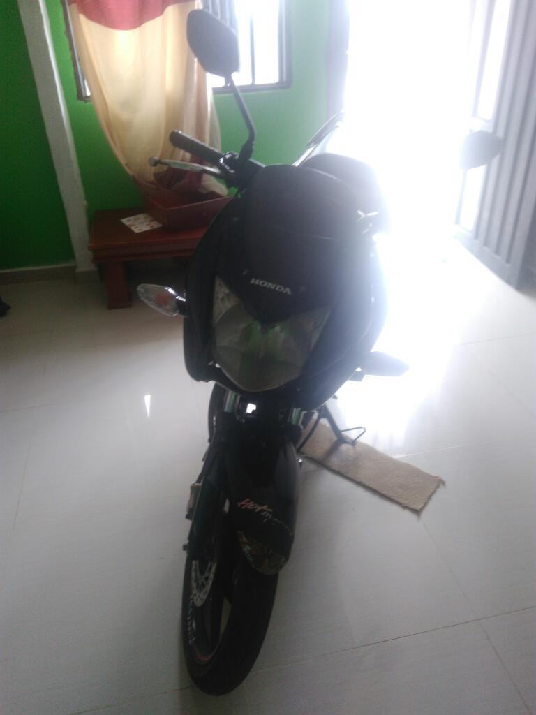 Vendo Moto Honda Cbf 2015sin Tecno Niseg