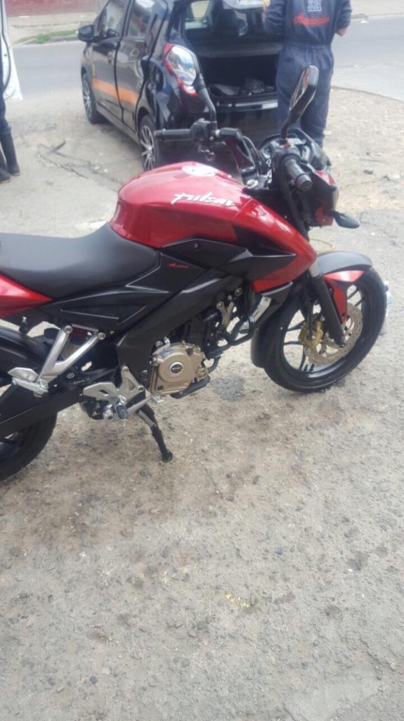 Moto Pulsar Año 2015