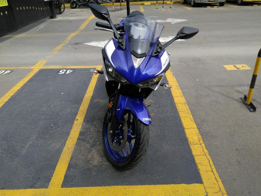 Yamaha R3 2016