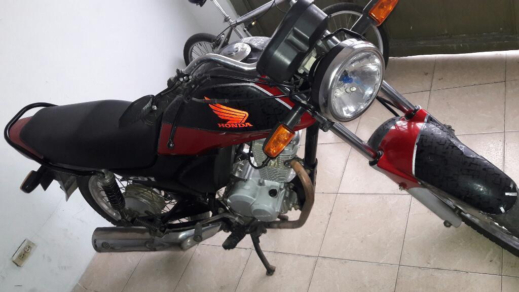 Moto Honda 125 Modelo 2014 Como Nueva