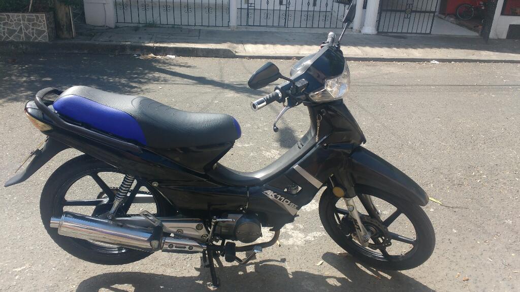 Vendo Moto Akt Especial