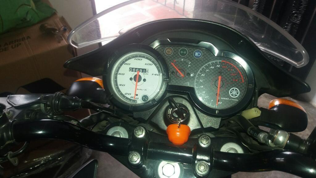 Vendo Moto Yamaha Szr125