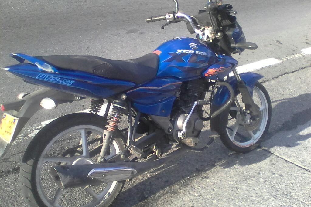 Se Vende O Se Cambia Q Hay Tabien Casco