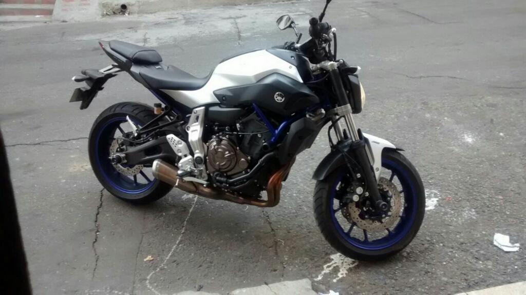 Vendo Yamaha Mt 07 2015 25'500