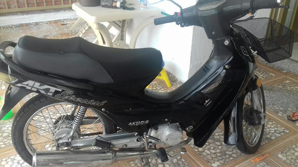 Vendo Hermosa Moto Akt Special 110