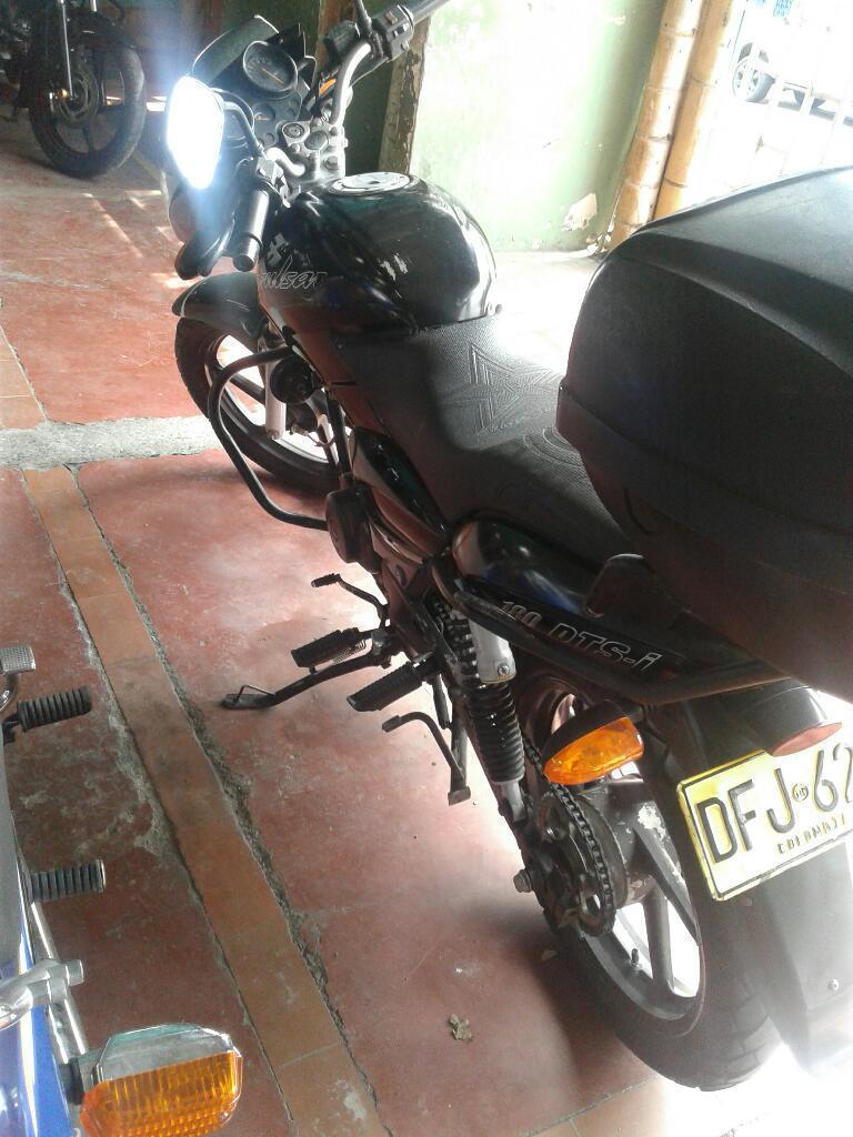 Moto Pulsar 180