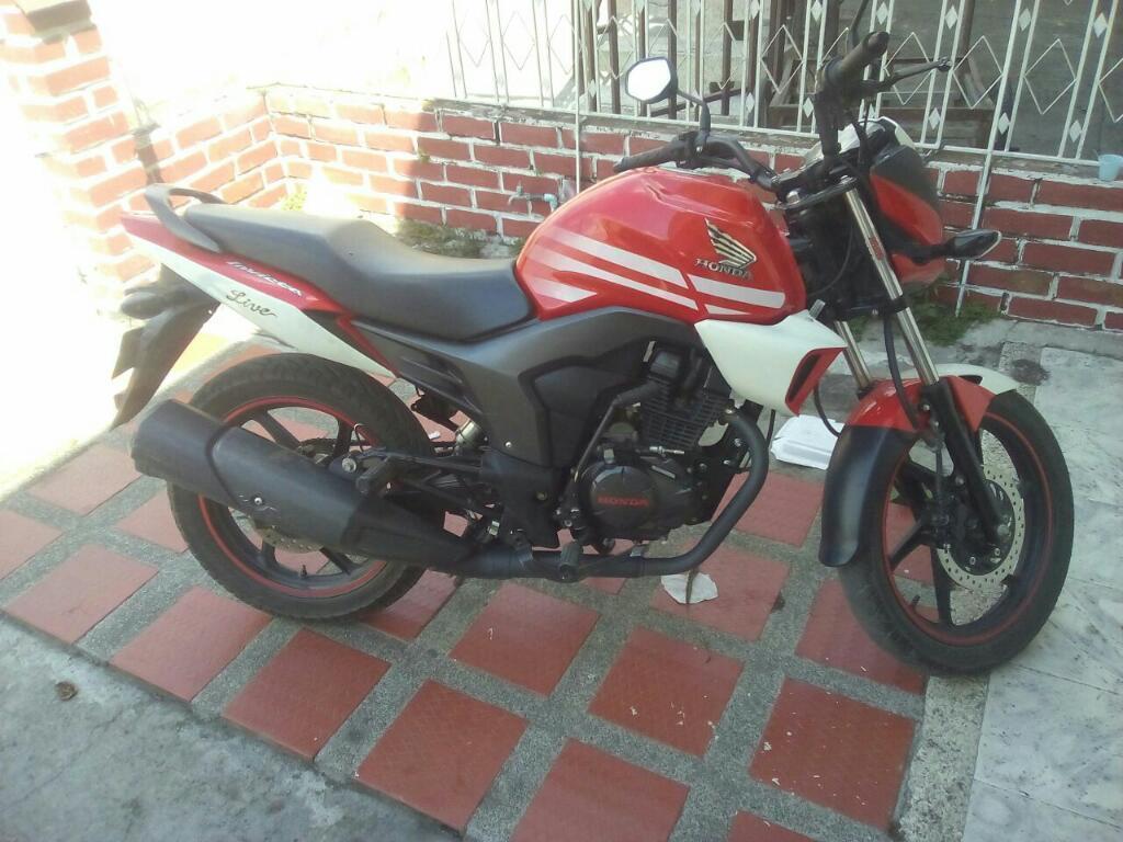 Moto Invicta 2016