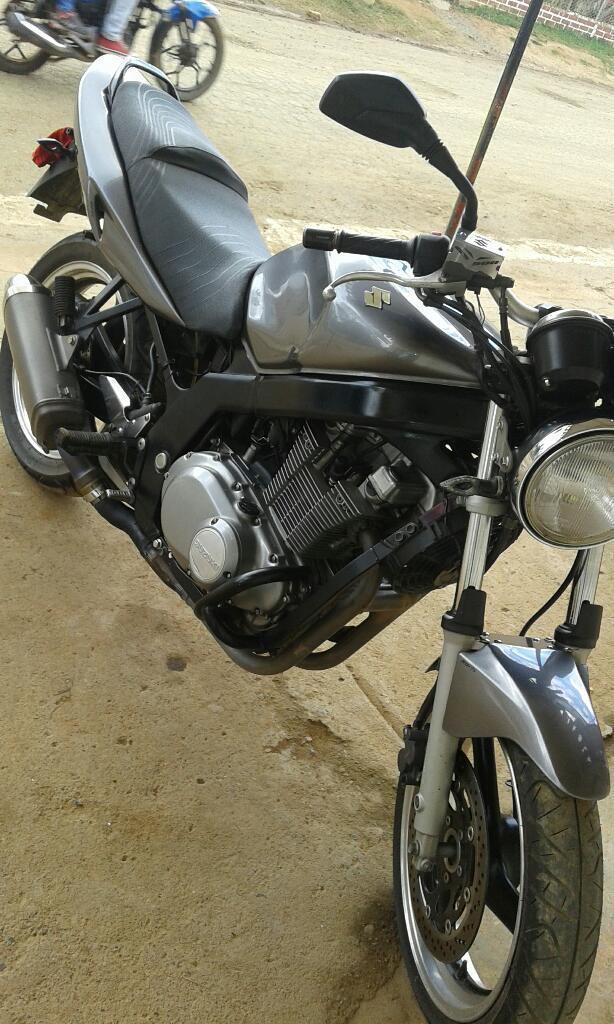 Vendo Hermosa Suzuki Gs 500