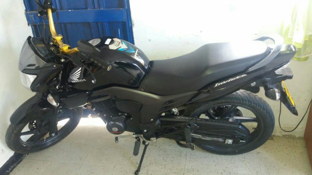 Vendo Moto Honda Invicta 150 Modelo 2015