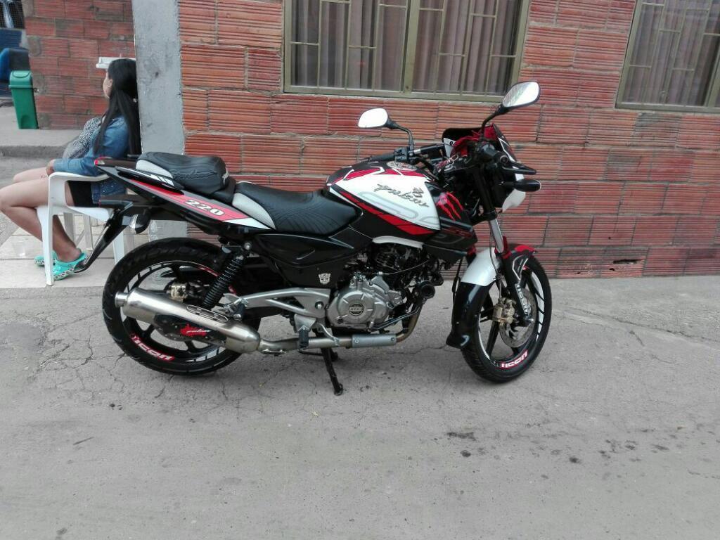 Se Vende Hermosa Pulsar 220