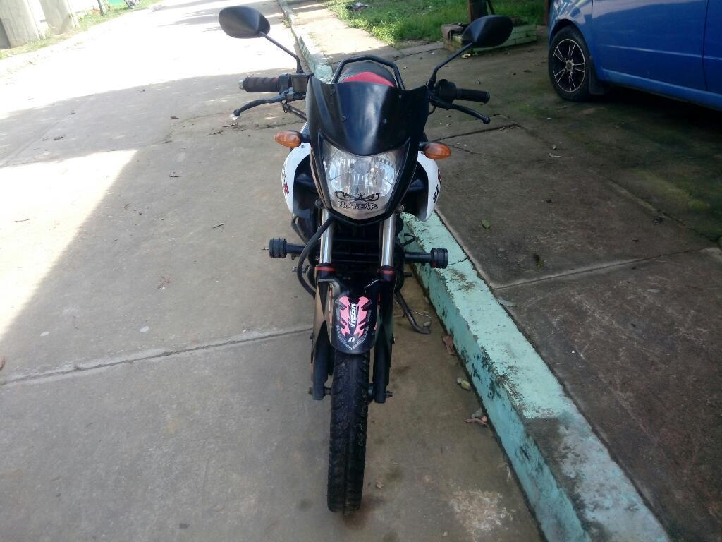 Vendo Moto Yamaha Szr