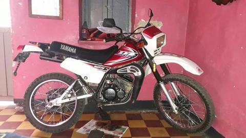 Se Vende Dt 125 Montada Al 135 Barata