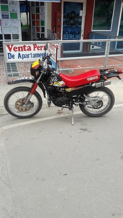 SE VENDE MOTO DT YAMAHA MOTOR CC125 MODELO 97