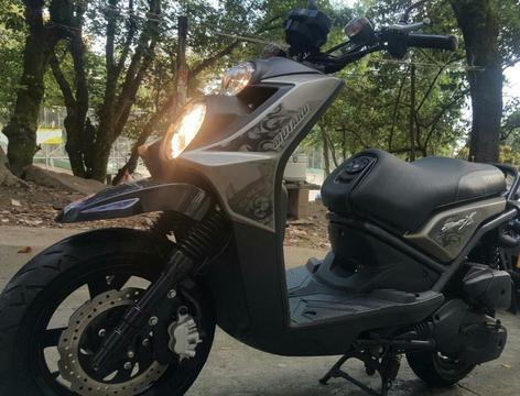 Vendo Moto Bws 2016 Gris-negro. 8700 Kms