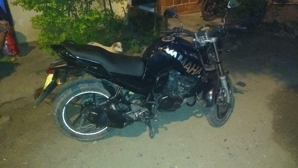 Vendo Fz16 Pales Al Dia hasta 2018