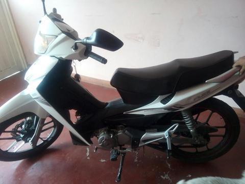 Vendo Moto Akt Flex en Muy Buenas Condic