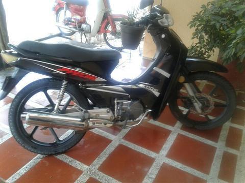 Moto Akt 2011