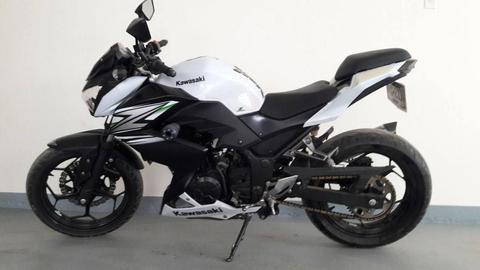 MOTO KAWASAKI ER250C