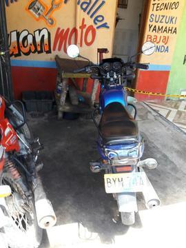 Vendo Moto Hermosa No Le Duele Nada