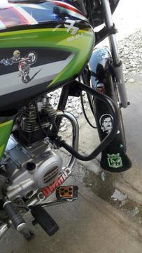 Esta en Excelente Estado Papeles Hata Ju