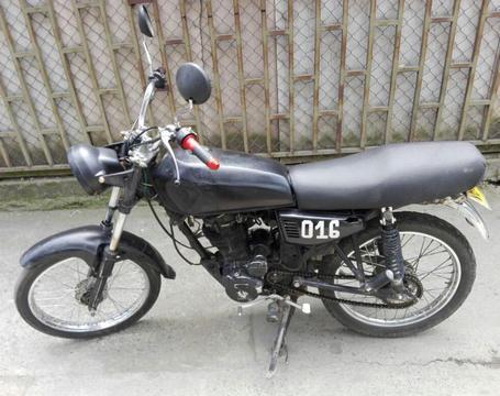 AKT 125, NEGRA, 2007. BUENA DE MOTOR, SOAT HASTA FEBRERO