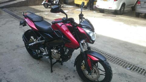 Pulsar 200 Ns Hermosa. Vencambio