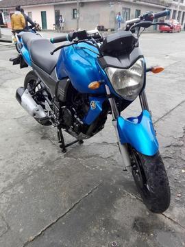 Se vende Yamaha fz16 modelo 2011