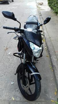Vendo Pulsar 135 con Papeles hasta Octub