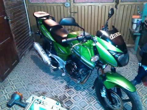 Vendo O Permuto Moto Pulsar 200