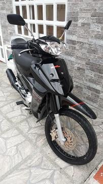 vendo o cambio suzuki best 125 modelo 2014 en perfecto estado ,papeles al dia