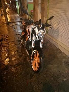 Espectacular Ktm Duke 390