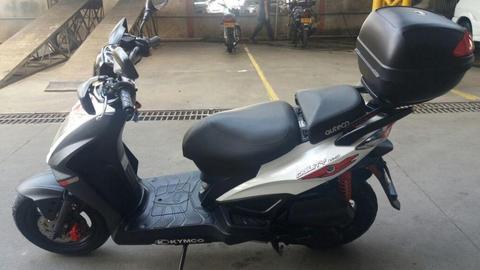Moto kymco agyli unica dueña
