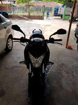 VENDO PULSAR NS 200