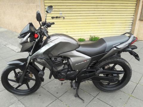 Honda Invicta Cb150 Modelo 2012 Caleña