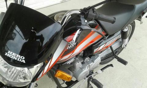 Se Vende Hermosa Honda Eco Deluxe