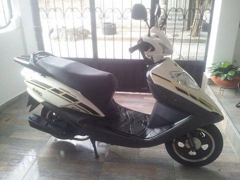 bella scotter 2013 en muy buen estado 28.000 km reales gases y soat