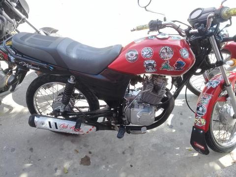 Vendo Linda Ax4 2014 Seguro Nuevo