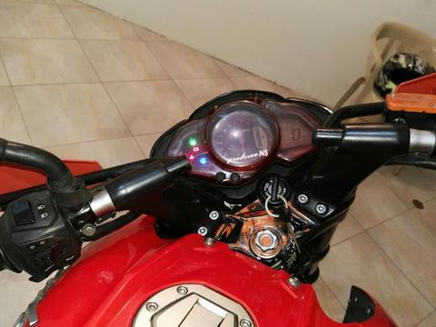 Linda Pulsar Ns 200 Bien Cuidada 2015