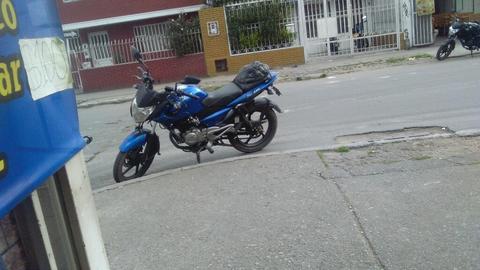 Moto Pulsar 135 2014,soat Octubre 17000k