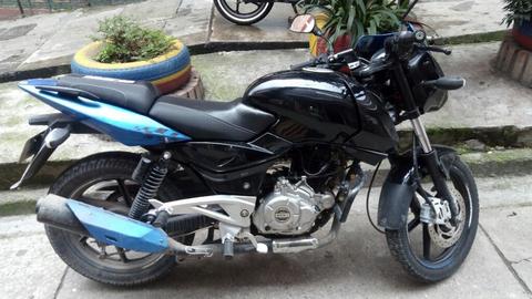 Pulsar 180 2012