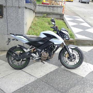 Pulsar Ns 200 2015