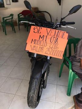 MT 07 Yamaha con papeles al dia