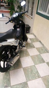 Vendo Moto Viva R Modelo 2017